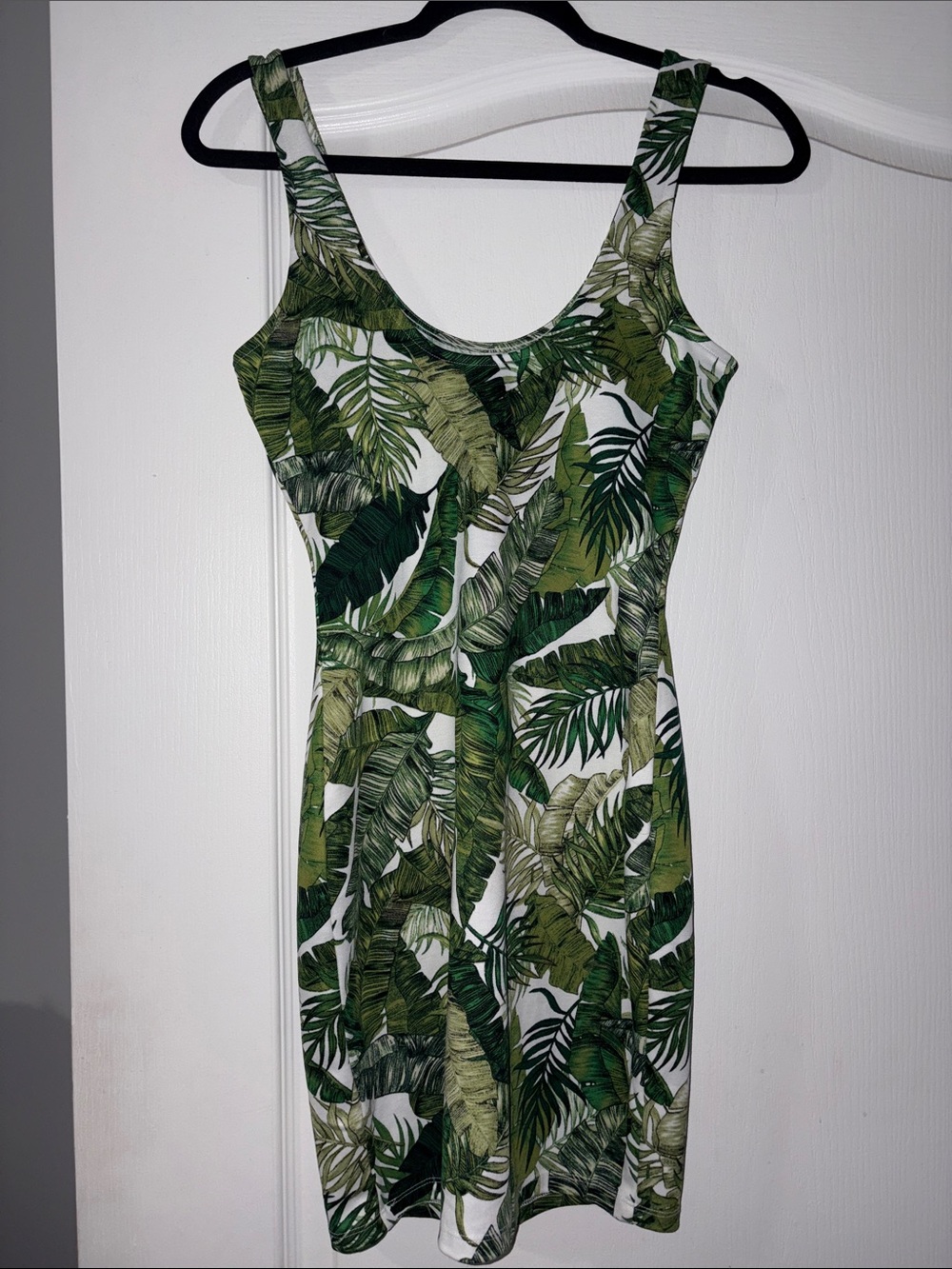 H&M White Midi Dress with Green Palm Print